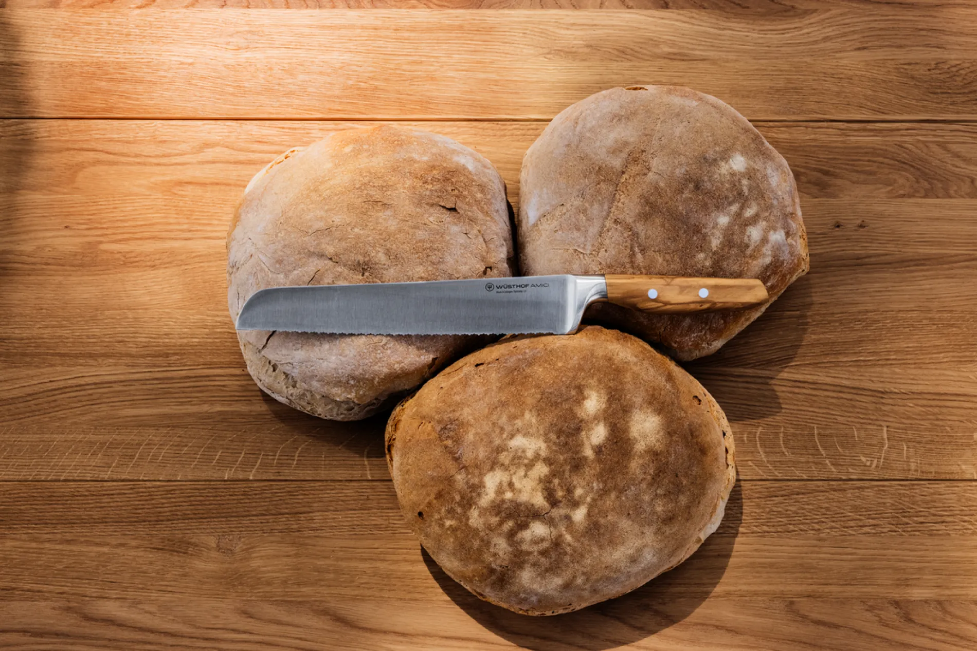 Wüsthof Brotmesser>Amici Brotmesser 23 cm | mit Präzisions-Doppelwelle